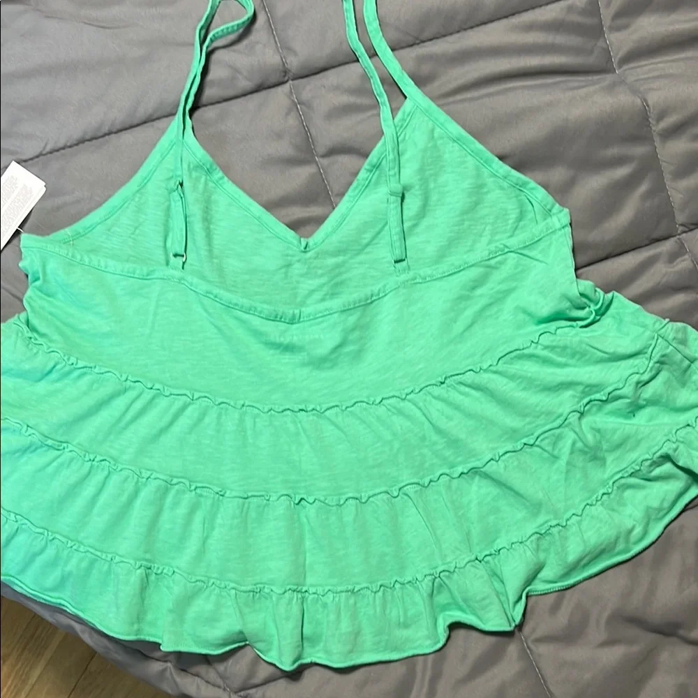 Women's Green Ruffle Top - Picture 2 of 3